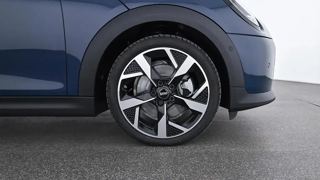 MINI Cooper S Cabrio Favoured Trim - Thumbnail 8