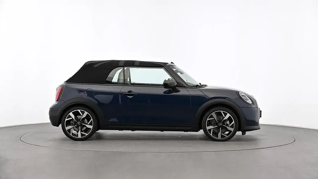 MINI Cooper S Cabrio Favoured Trim - Thumbnail 3