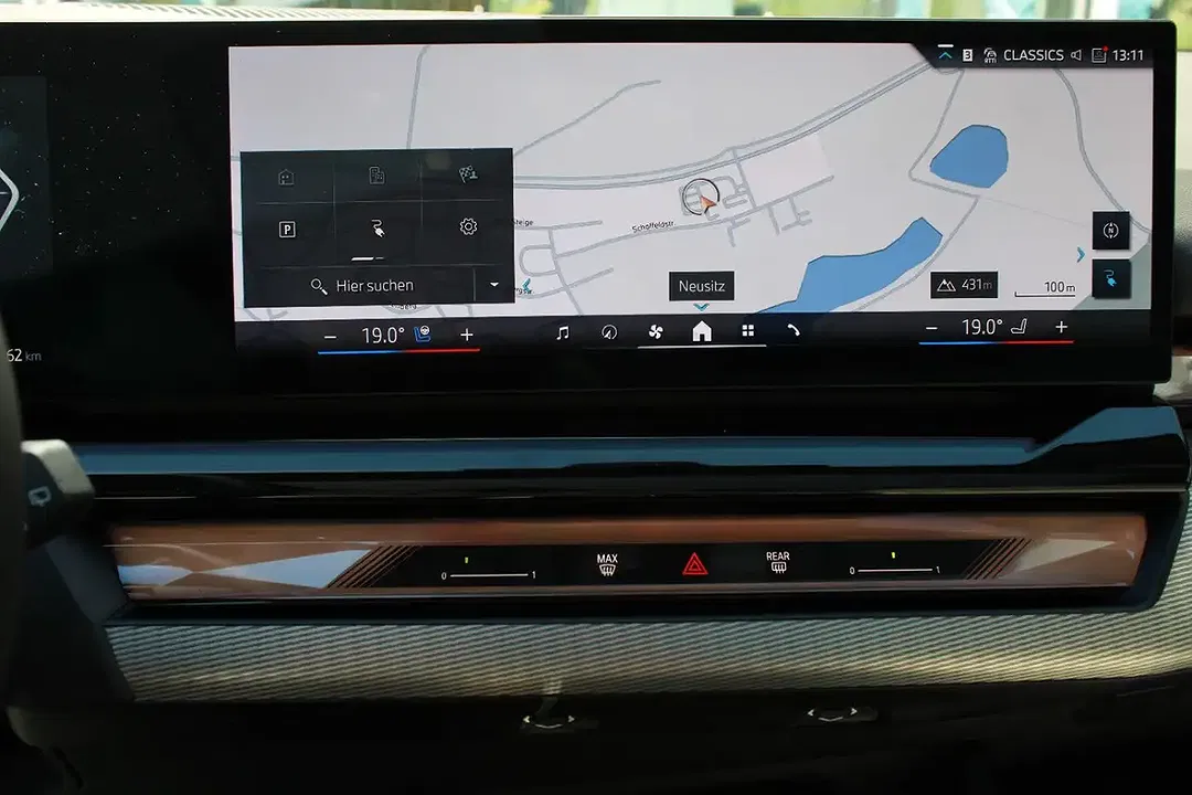 BMW i5 eDrive Touring - Thumbnail 14