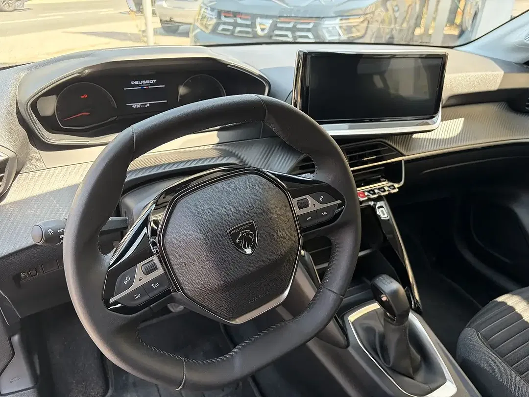 Peugeot 208 PureTech Active - Thumbnail 13