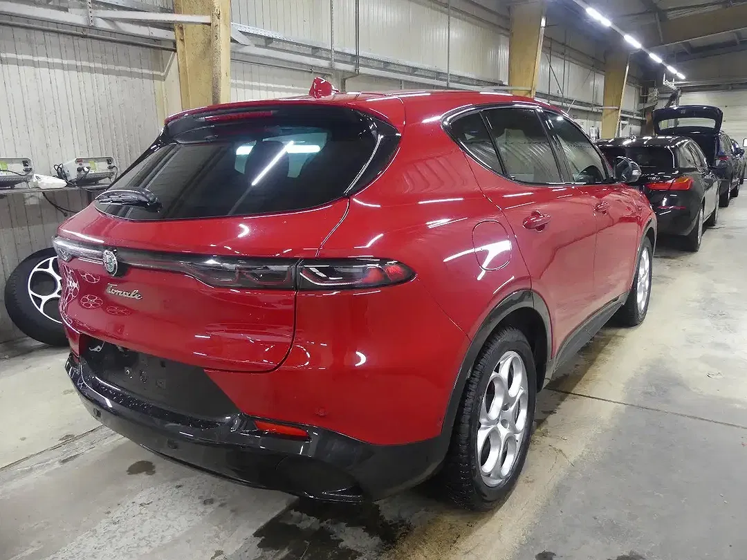 Alfa Romeo Tonale 1.5 MHEV Veloce - Thumbnail 4