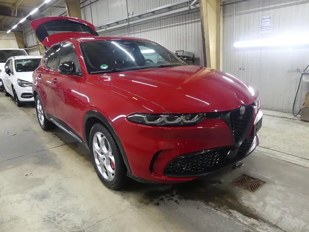 Alfa Romeo Tonale 1.5 MHEV Veloce - Thumbnail 6