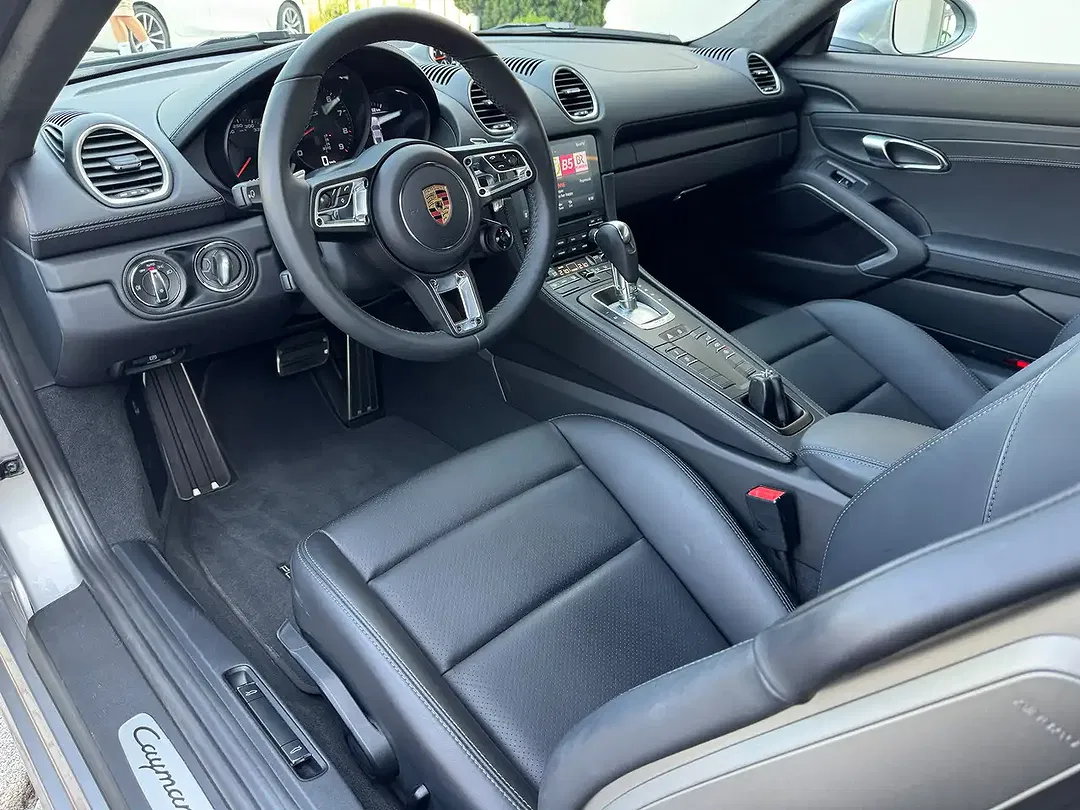 Porsche Cayman GTS - Thumbnail 10