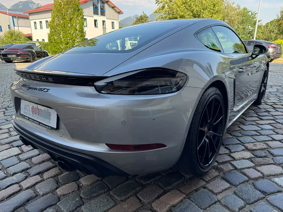 Porsche Cayman GTS - Thumbnail 4