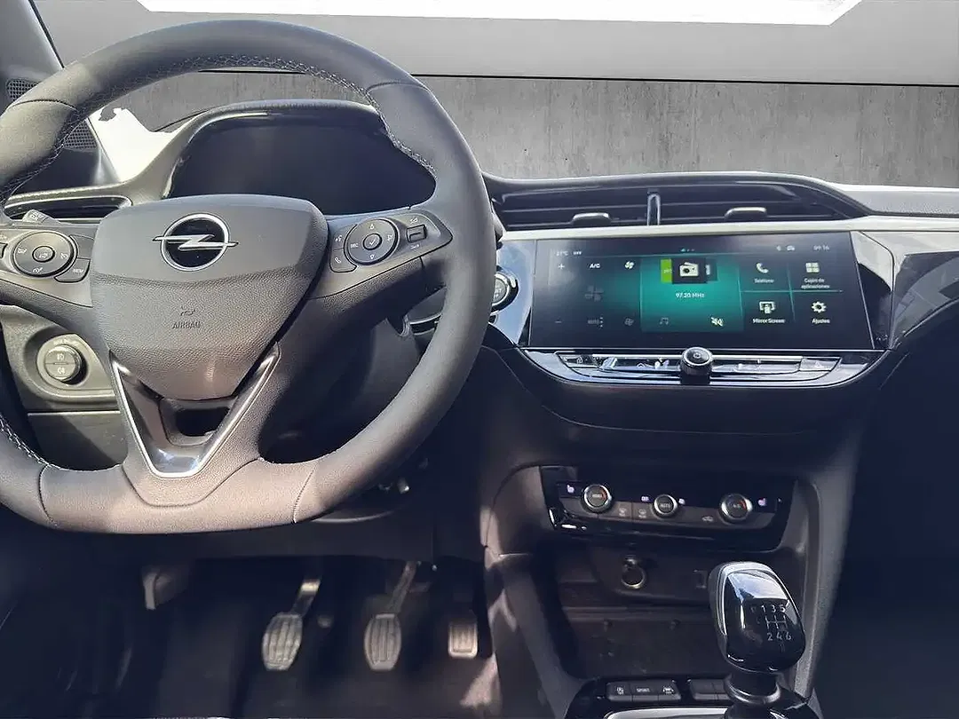 Opel Corsa GS Line - Thumbnail 4