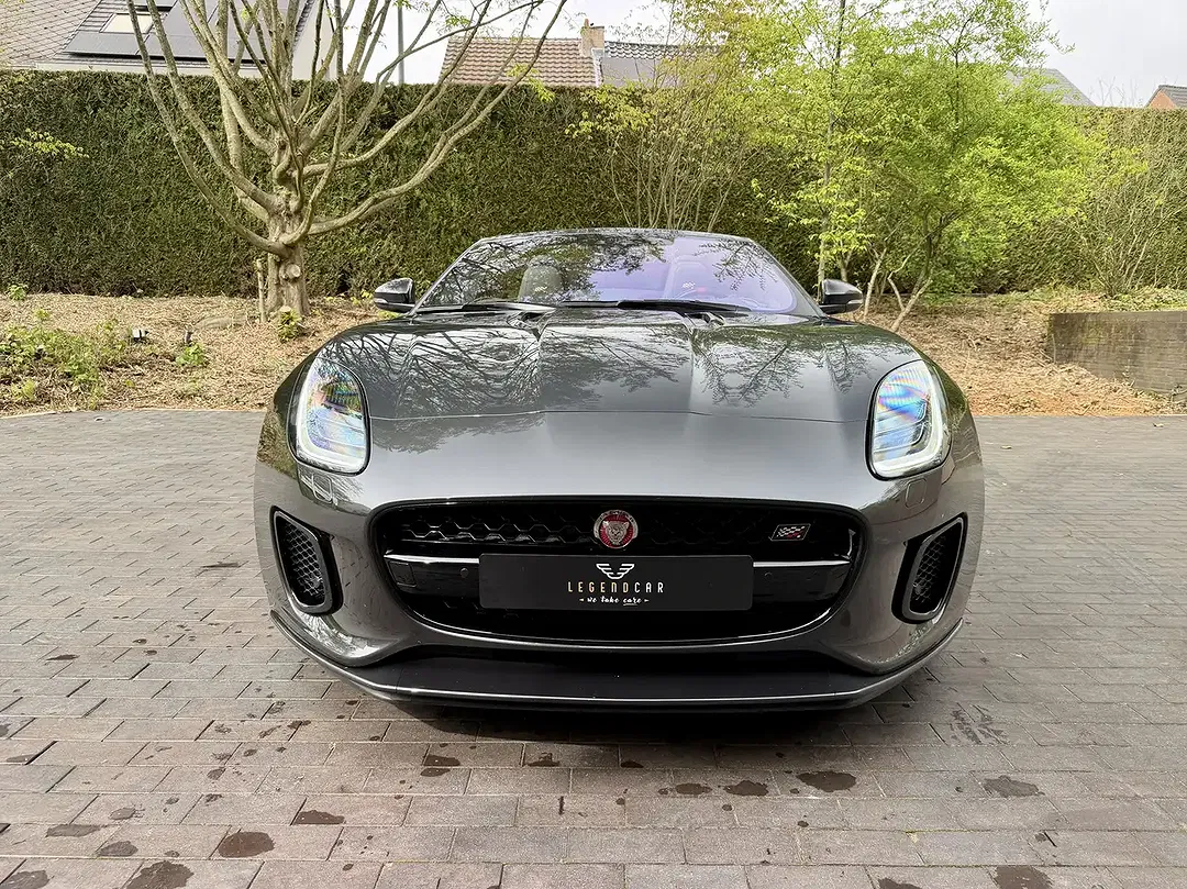 Jaguar F-Type 2.0 Cabriolet Chequered Flag Edition - Thumbnail 11