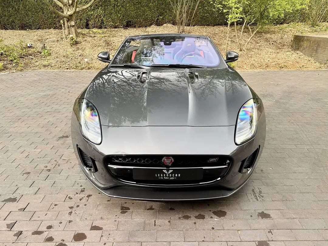 Jaguar F-Type 2.0 Cabriolet Chequered Flag Edition - Thumbnail 12