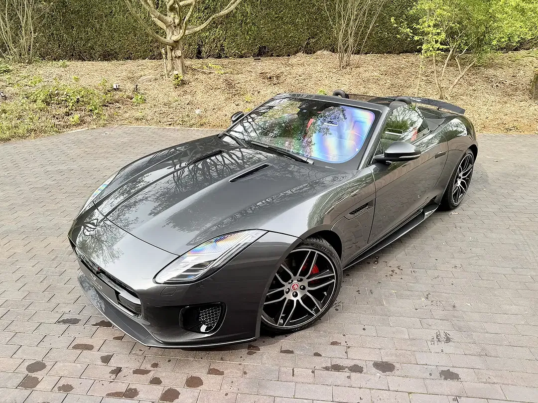 Jaguar F-Type 2.0 Cabriolet Chequered Flag Edition - Thumbnail 3
