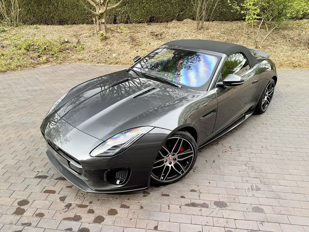 Jaguar F-Type 2.0 Cabriolet Chequered Flag Edition - Thumbnail 4