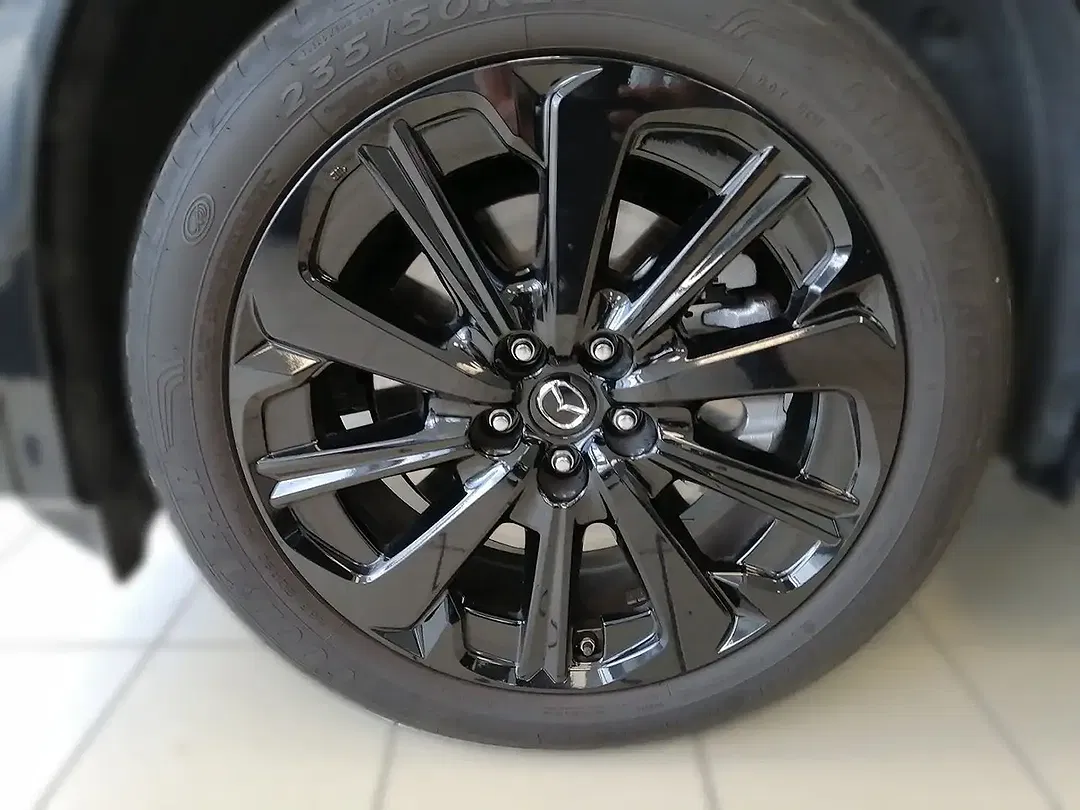 Mazda CX-80 PHEV Homura Plus - Thumbnail 4