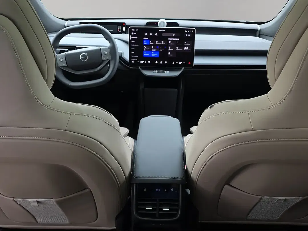 Volvo EX60 AWD Ultra - Thumbnail 10