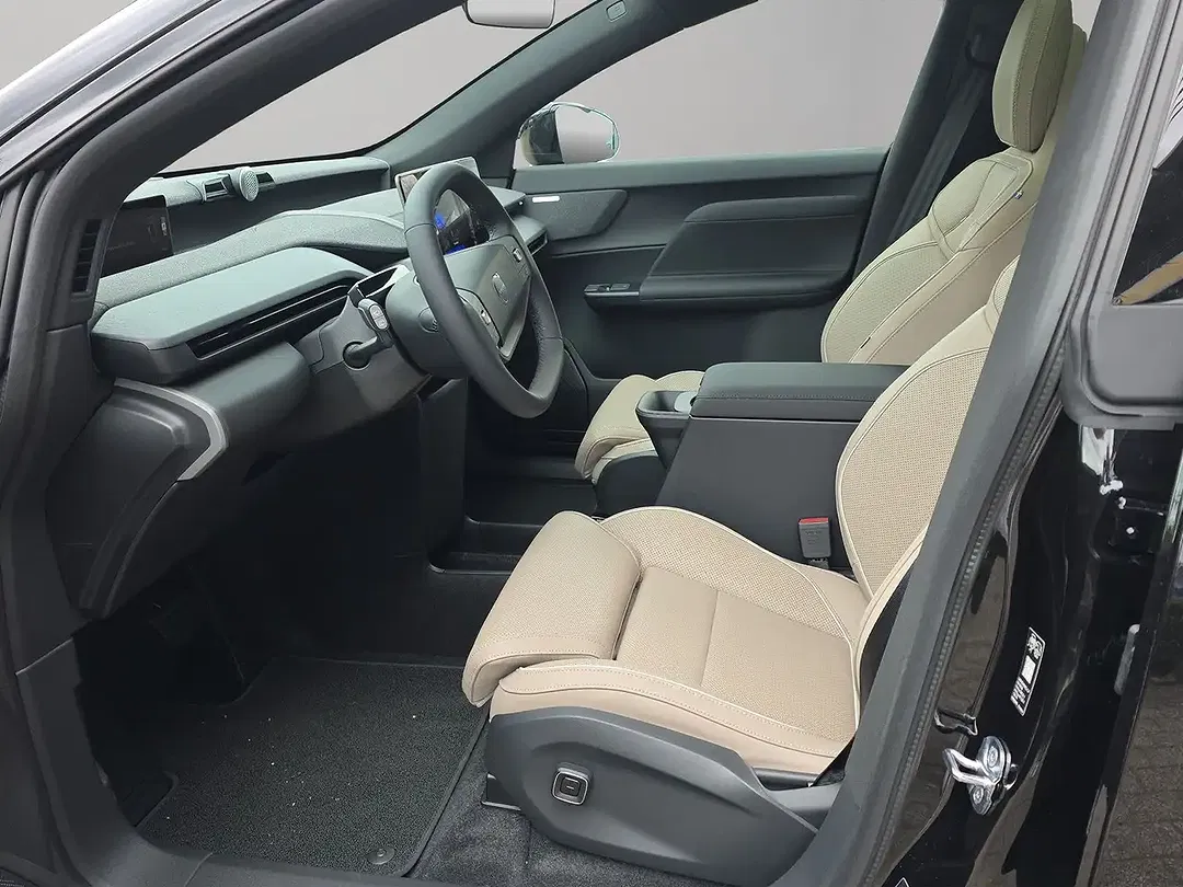 Volvo EX60 AWD Ultra - Thumbnail 5