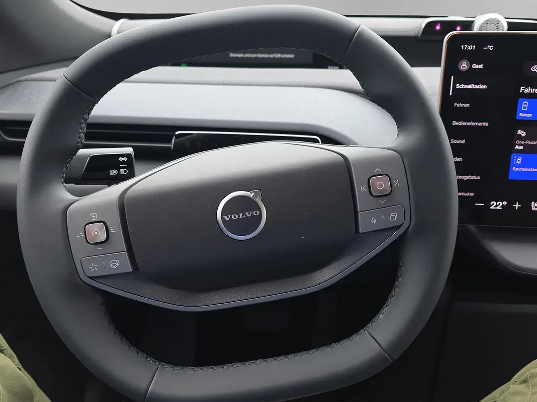 Volvo EX60 AWD Ultra - Thumbnail 6