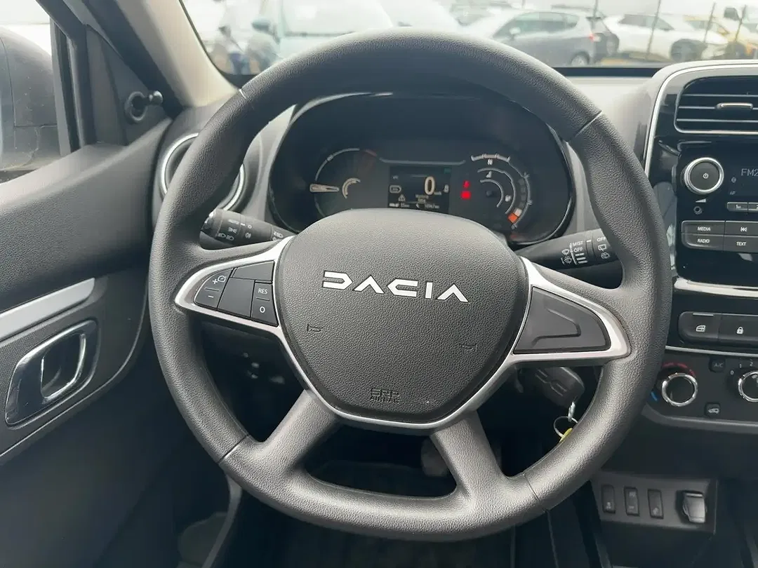 Dacia Spring EV Essential - Thumbnail 9
