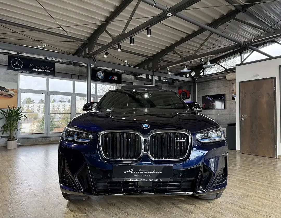 BMW X4 M - Thumbnail 5