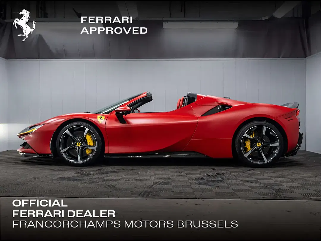 Ferrari SF90 Spider - Thumbnail 4