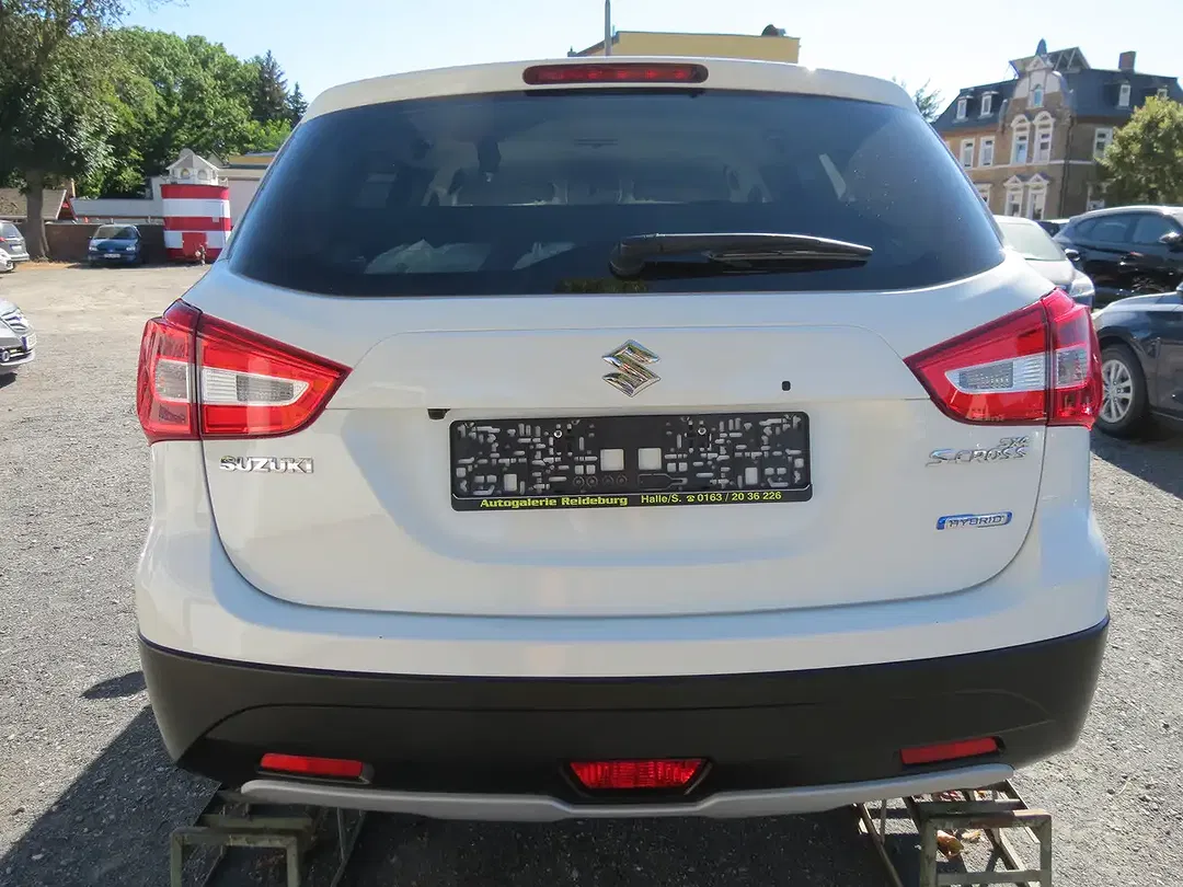Suzuki SX4 S-Cross AUT Club - Thumbnail 6