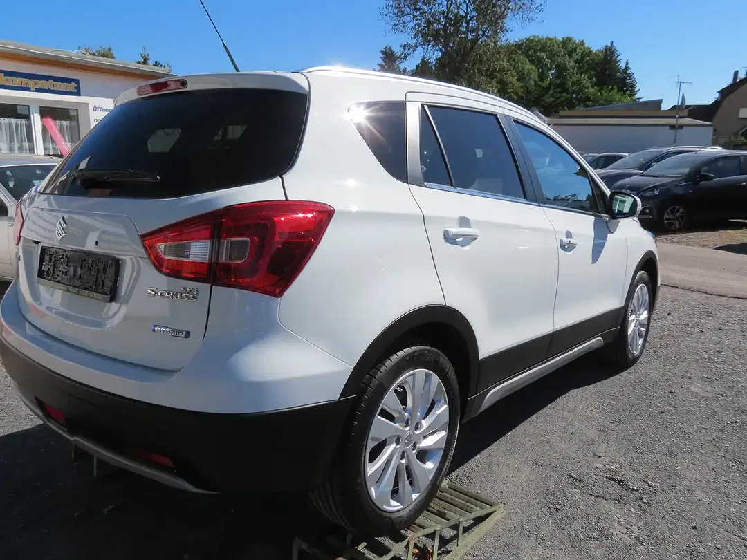 Suzuki SX4 S-Cross AUT Club - Thumbnail 7