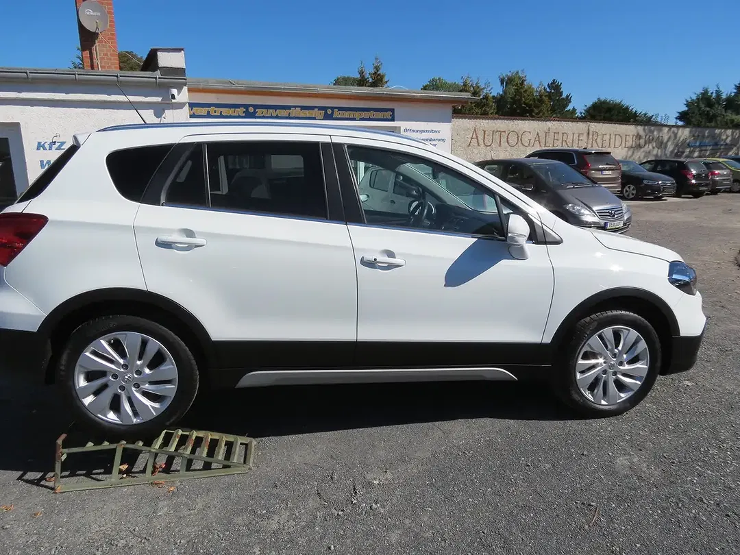 Suzuki SX4 S-Cross AUT Club - Thumbnail 8