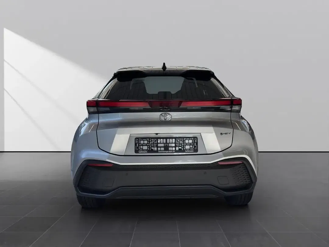 Toyota C-HR Hybrid Teamplayer - Thumbnail 5