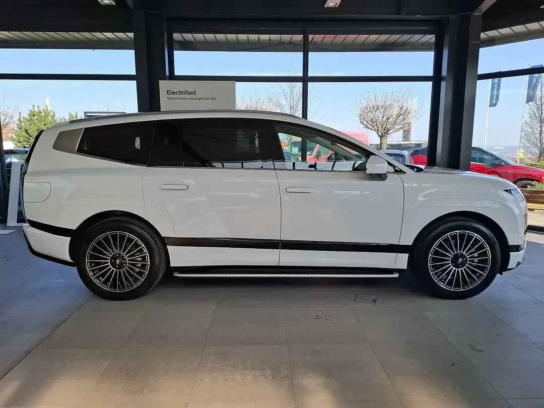 Hyundai IONIQ 4WD UNIQ - Thumbnail 4