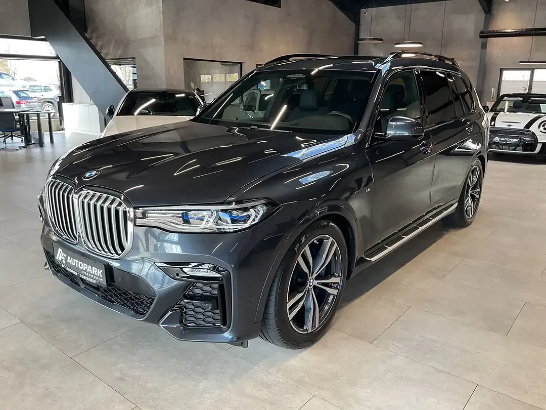BMW X7 M Lounge - foto 1