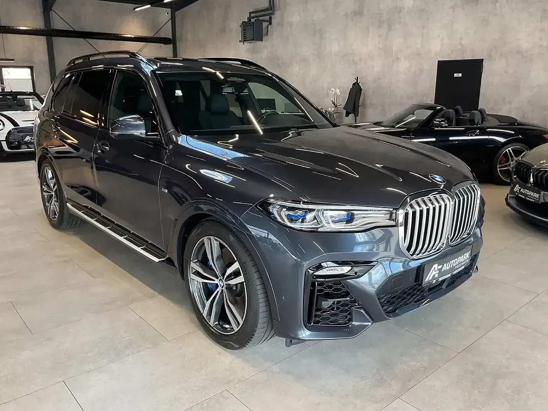 BMW X7 M Lounge - foto 2