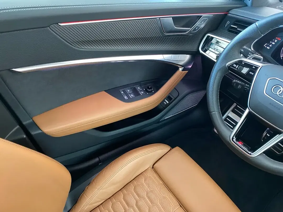 Audi RS6 4.0 TFSI quattro RS Avant - Thumbnail 12