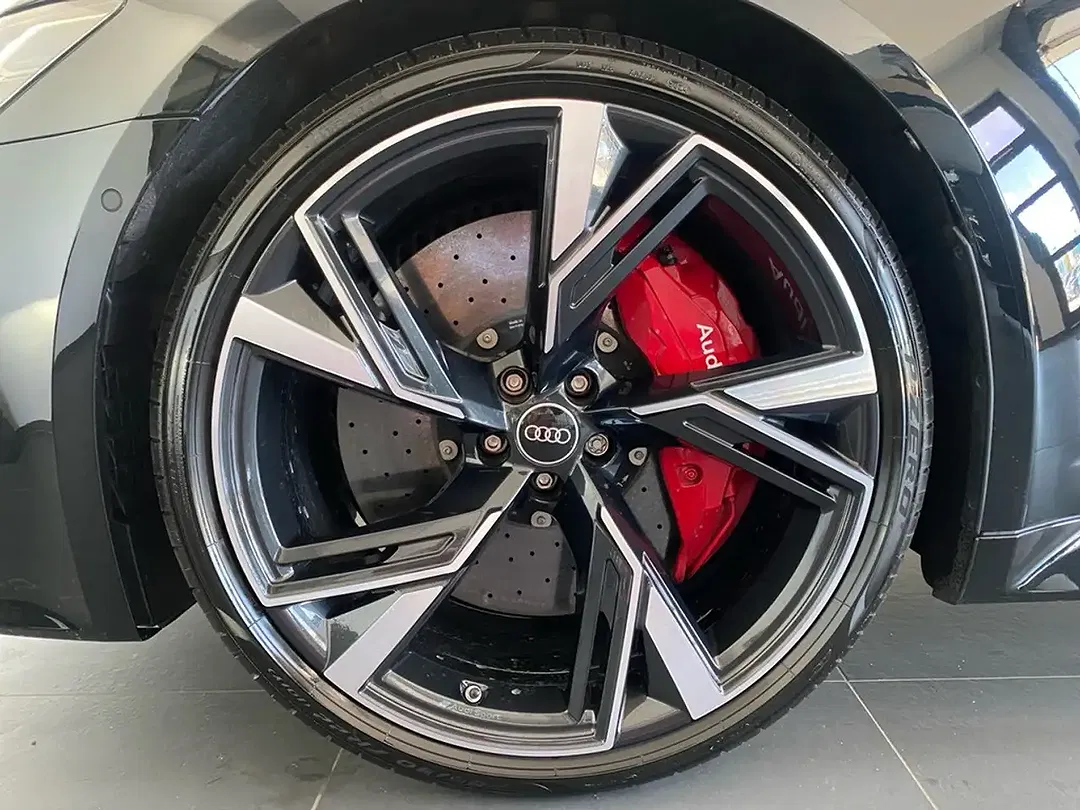 Audi RS6 4.0 TFSI quattro RS Avant - foto 2