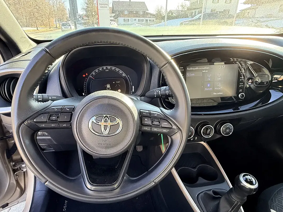 Toyota Aygo - Thumbnail 6