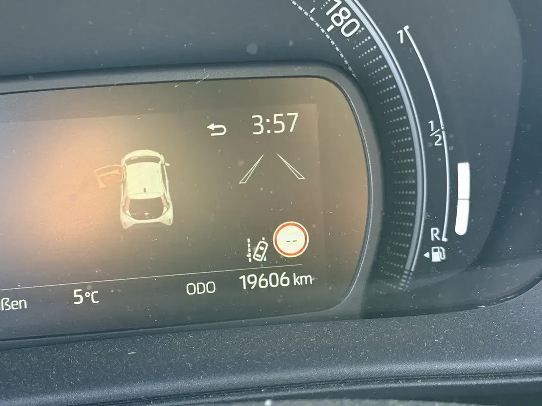 Toyota Aygo - Thumbnail 7