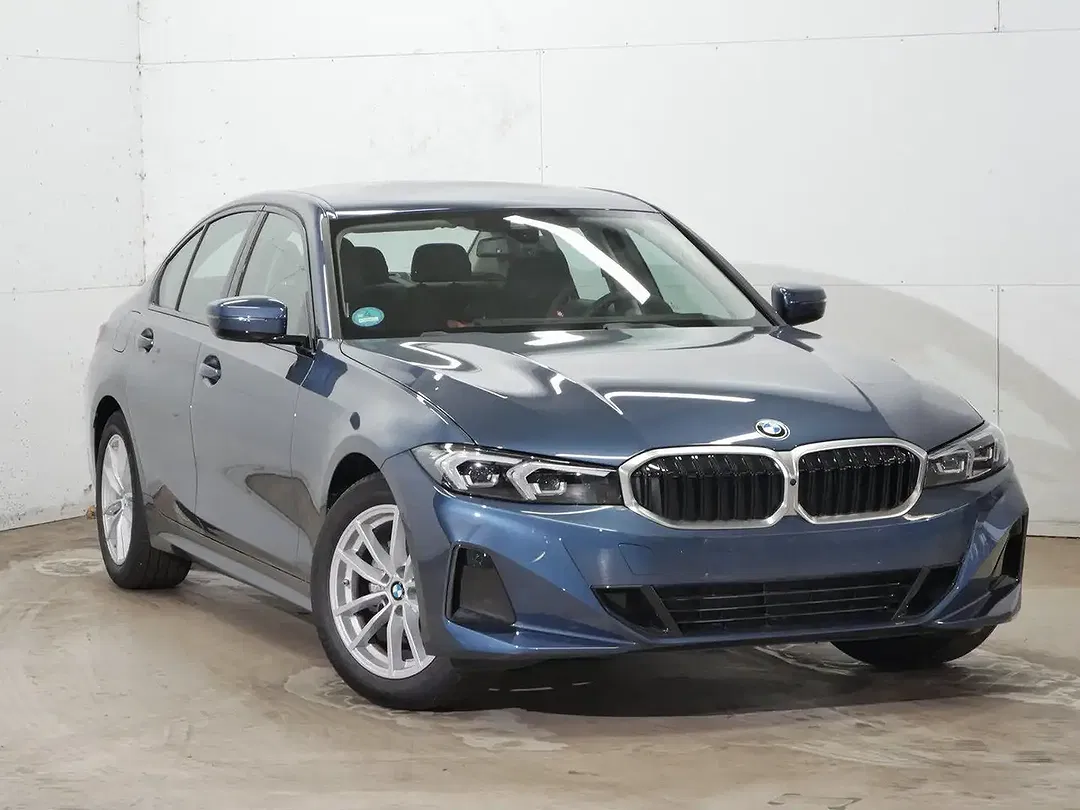BMW 318 - Thumbnail 2
