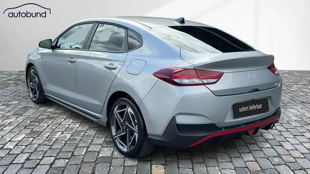 Hyundai i30 1.5 T-GDI Fastback - foto 2
