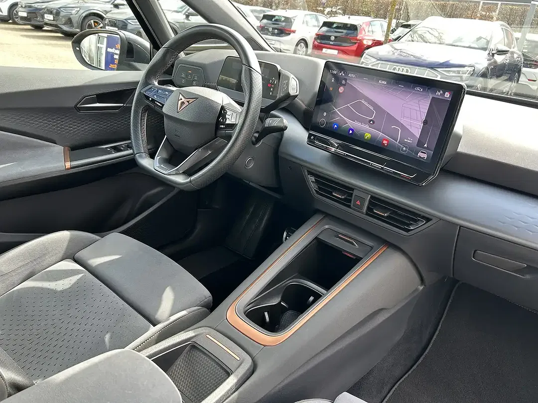 CUPRA Born - Thumbnail 10