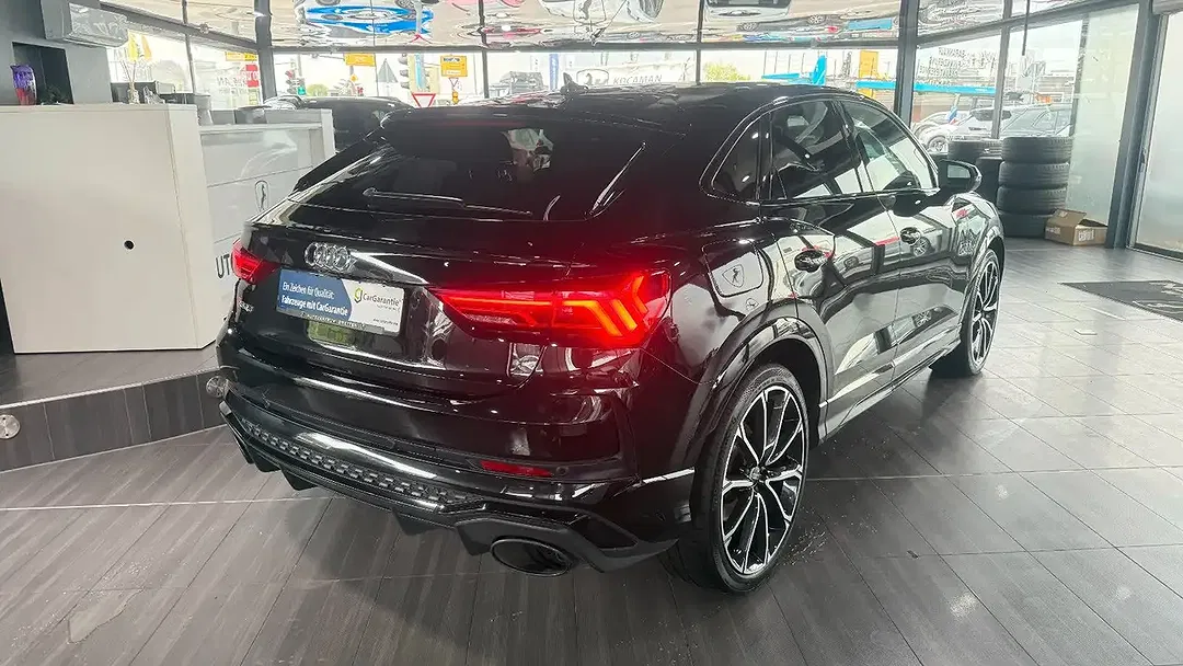 Audi RS Q3 2.5 TFSI quattro Sportback - Thumbnail 5