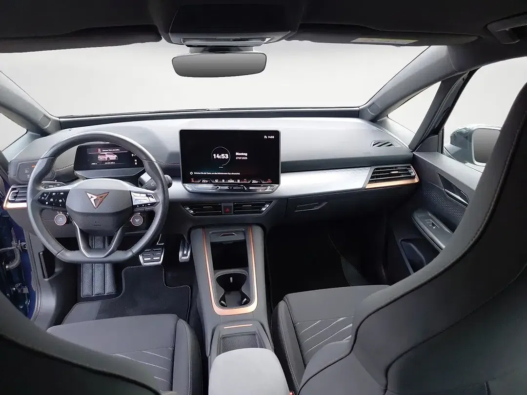 CUPRA Born - Thumbnail 11