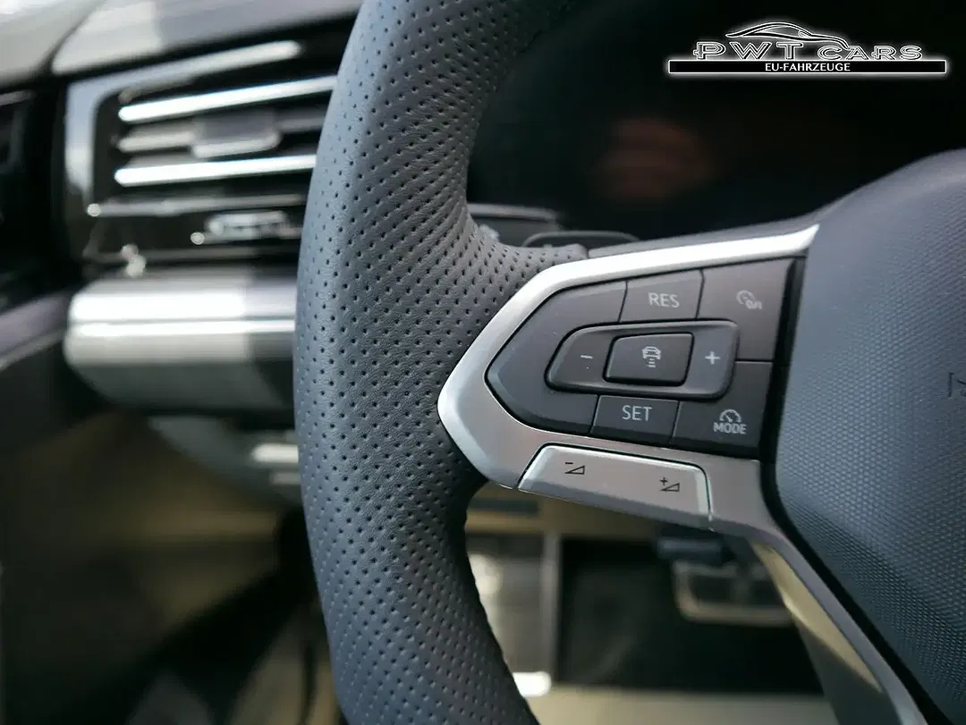Volkswagen Touareg V6 TDI 4Motion R-Line - Thumbnail 12