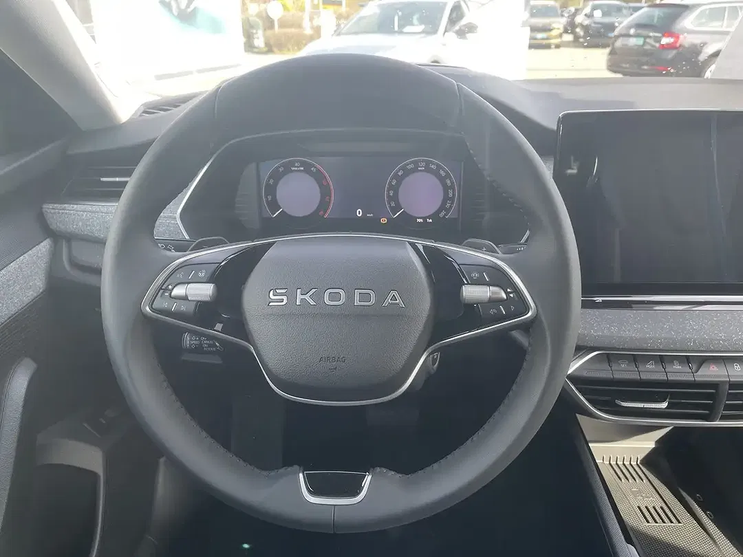 Skoda Octavia 2.0 TDI Combi - Thumbnail 11
