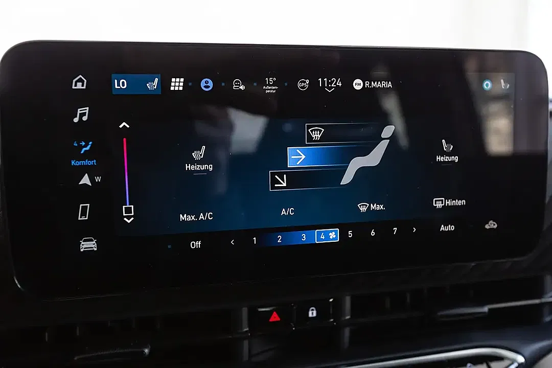 Abarth 500e Scorpionissima - Thumbnail 7