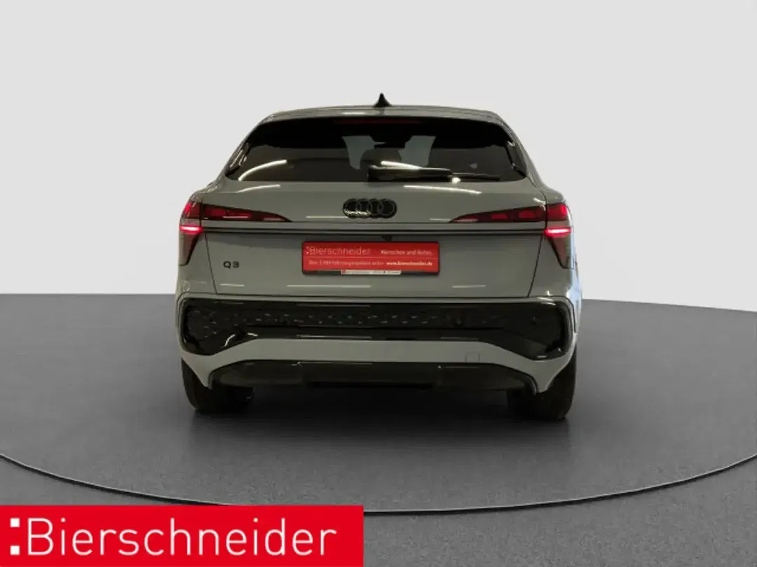 Audi Q3 S line - Thumbnail 3