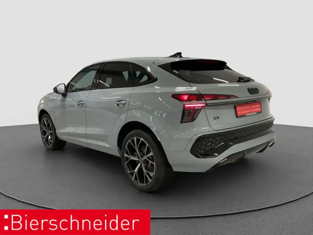 Audi Q3 S line - Thumbnail 4