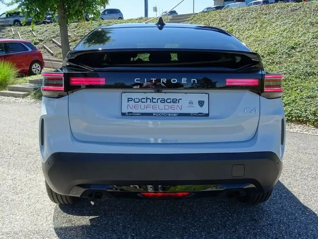 Citroen C4 EAT8 Hybrid Max - Thumbnail 7