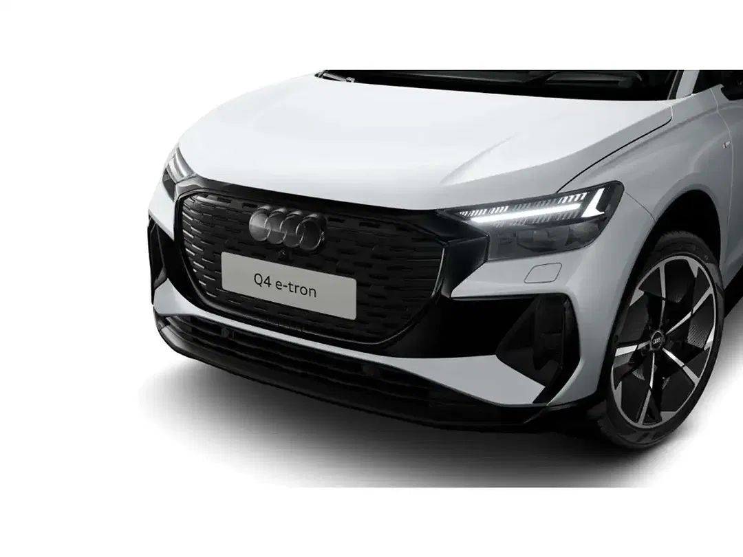 Audi Q4 e-tron Matrix LED S line Edition - foto 2