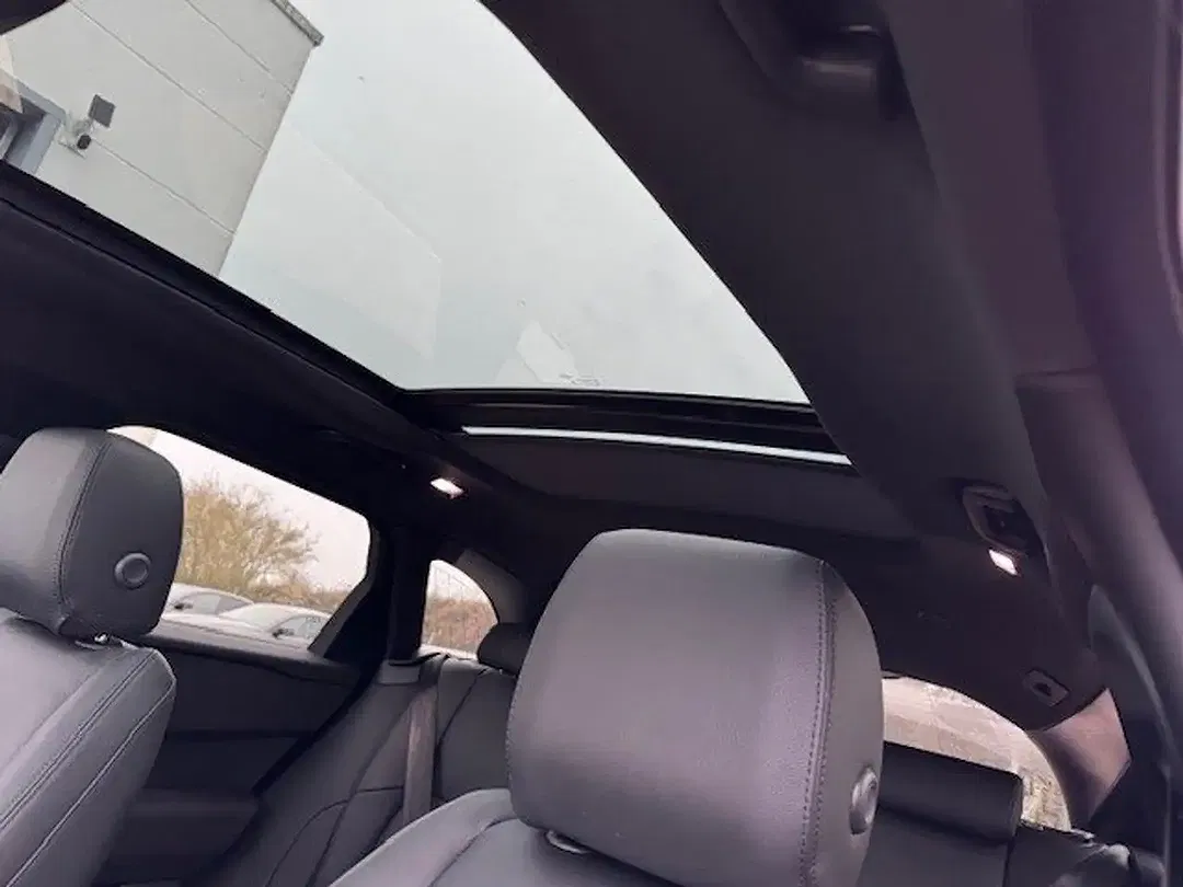 Land Rover Range Rover Velar D300 R-Dynamic SE - Thumbnail 11