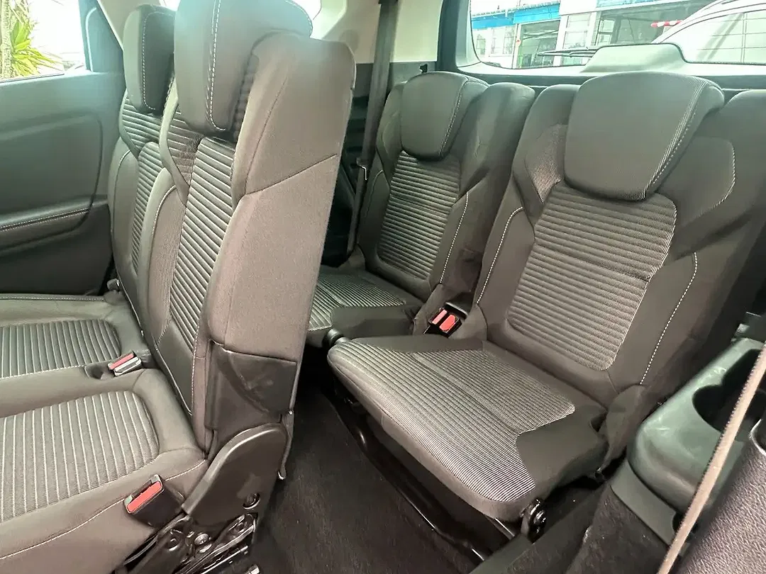 Renault Scenic - foto 8
