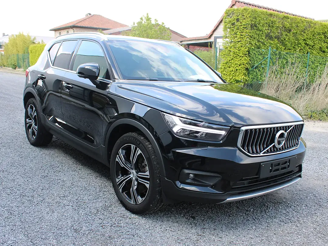 Volvo XC40 T5 - Thumbnail 3