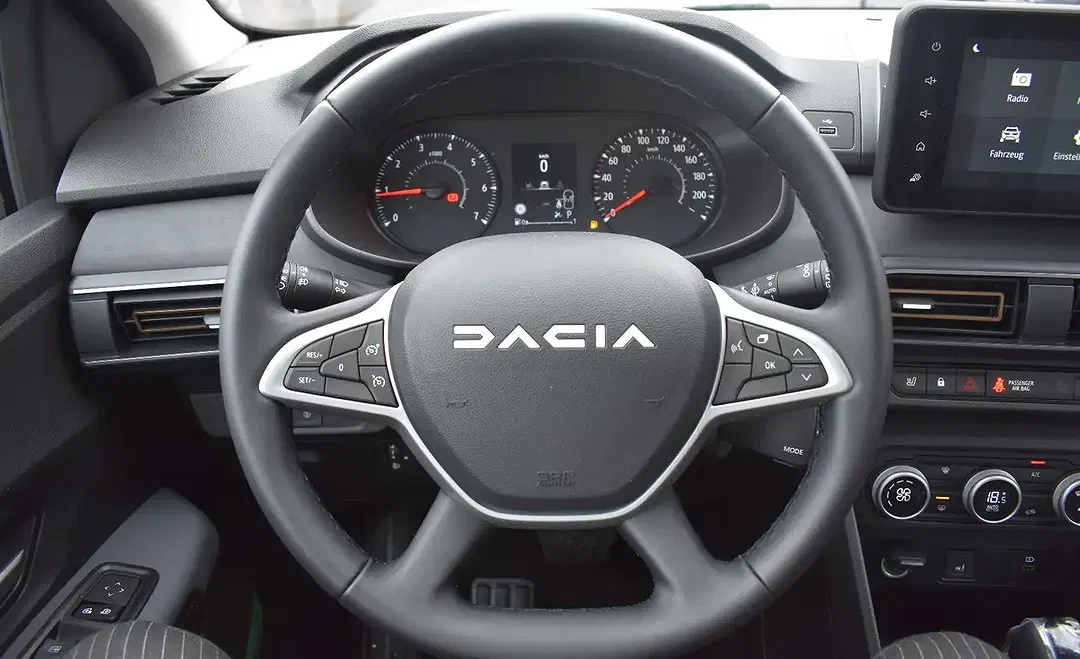 Dacia Sandero TCe EDC Stepway Extreme - Thumbnail 13