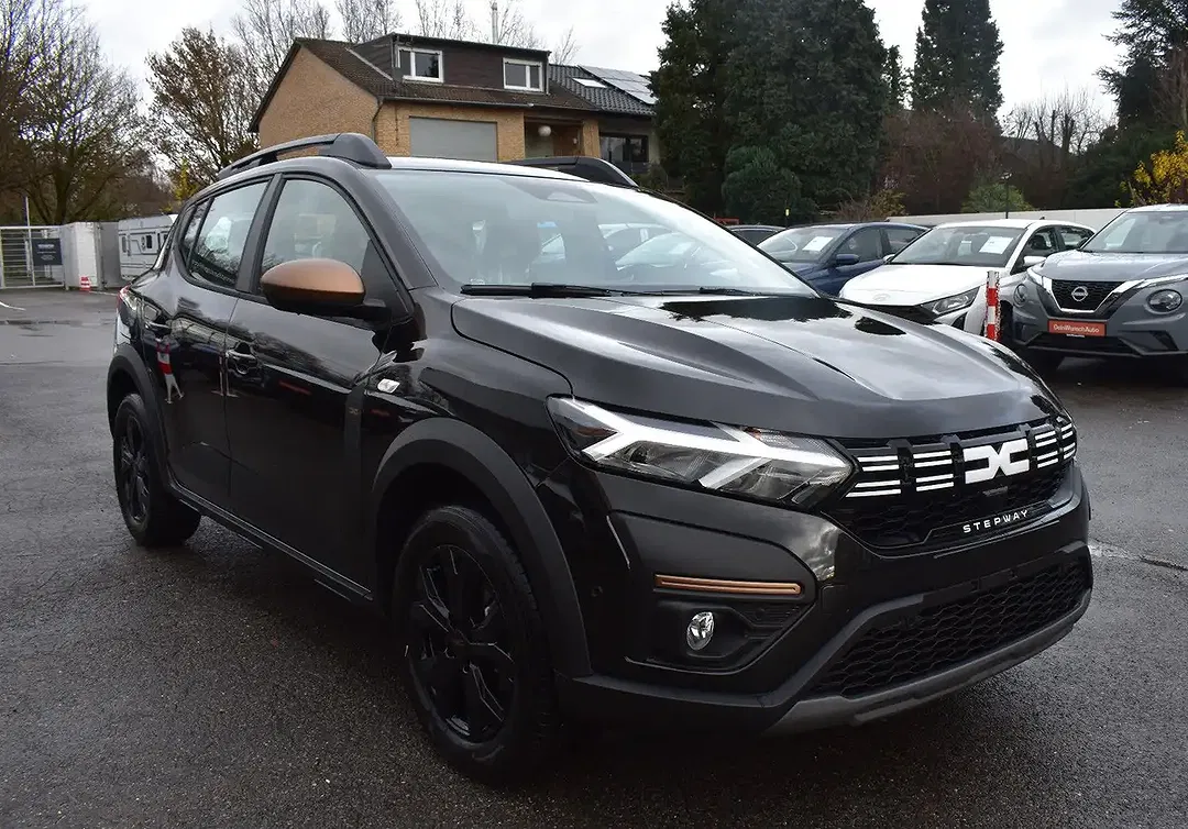 Dacia Sandero TCe EDC Stepway Extreme - Thumbnail 4