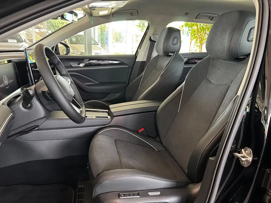 Volkswagen Passat 1.5 eTSI DSG Elegance - Thumbnail 10