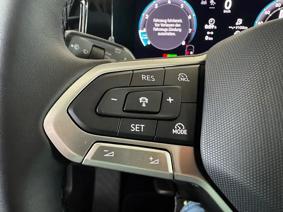 Volkswagen Passat 1.5 eTSI DSG Elegance - Thumbnail 14